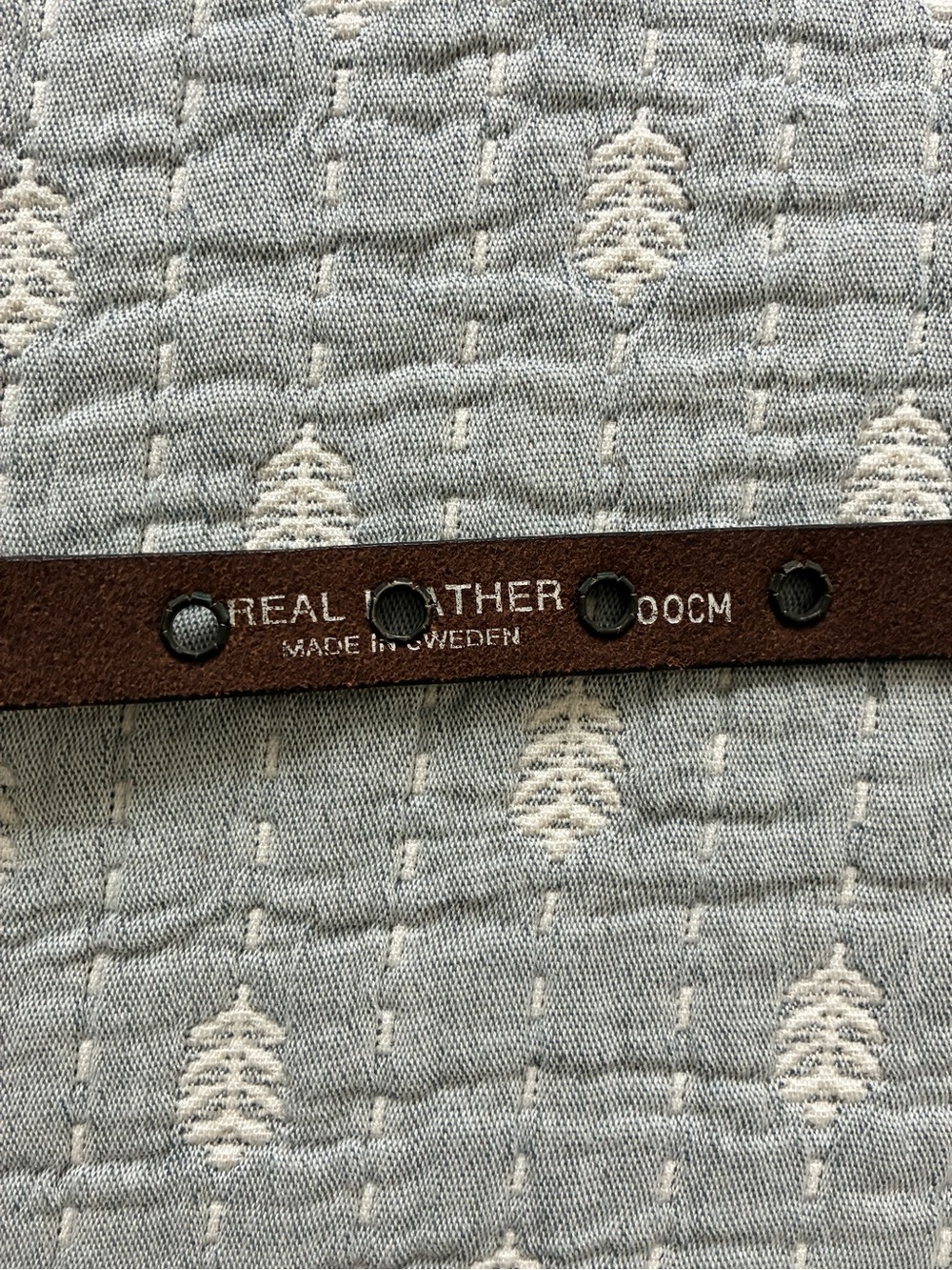 Swedish Brown Leather Thin Full Grommet Belt - Picture 4 of 5